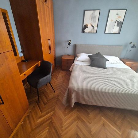 Apartment Carrington Dubrovnik Bagian luar foto
